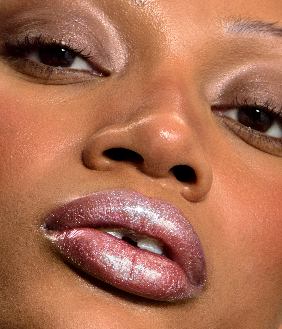 On Your Collar Plumping Lp Gloss