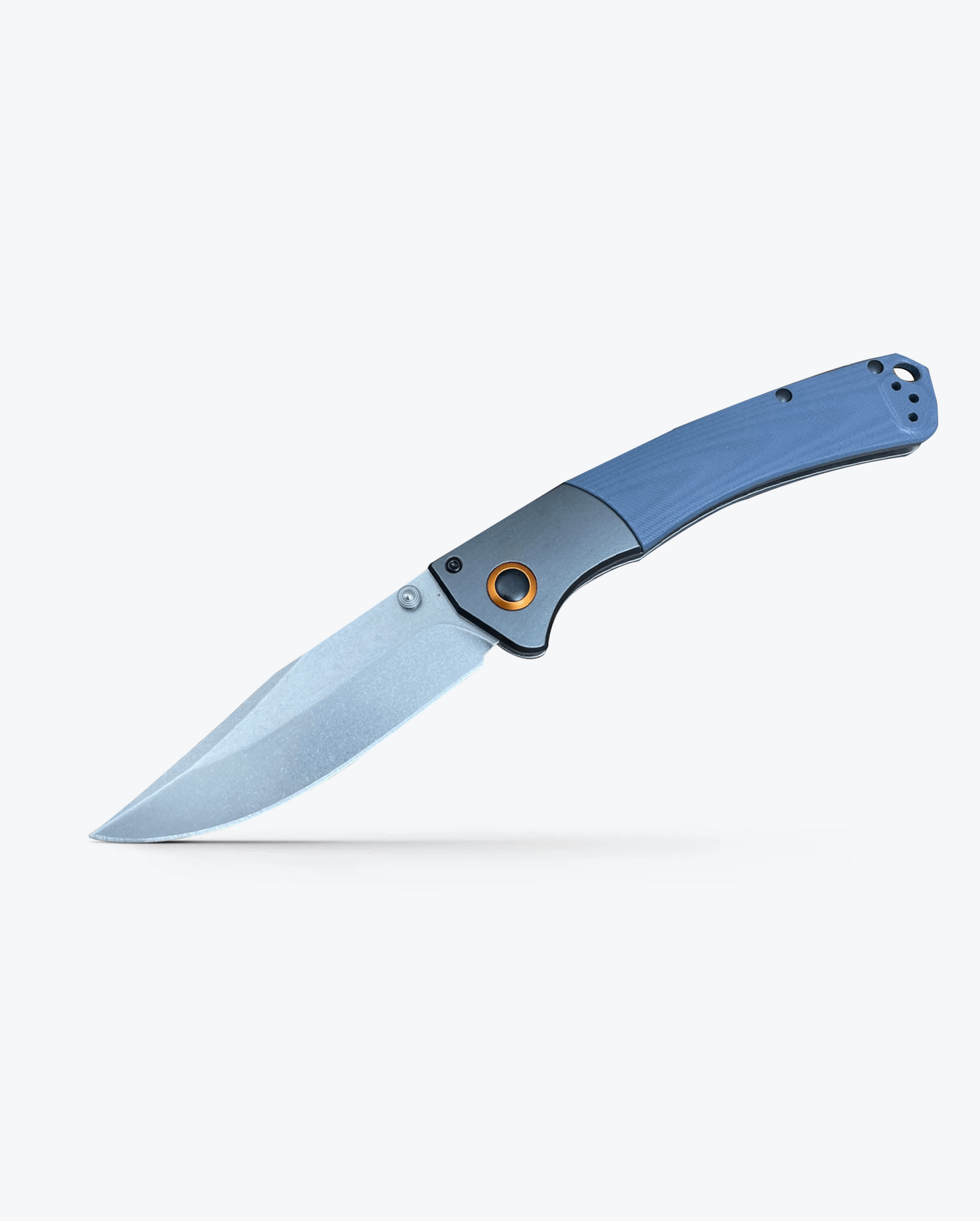 BM 15080-2 Crooked River Clip-Point — Power, Precision & Modern Outdoor Elegance