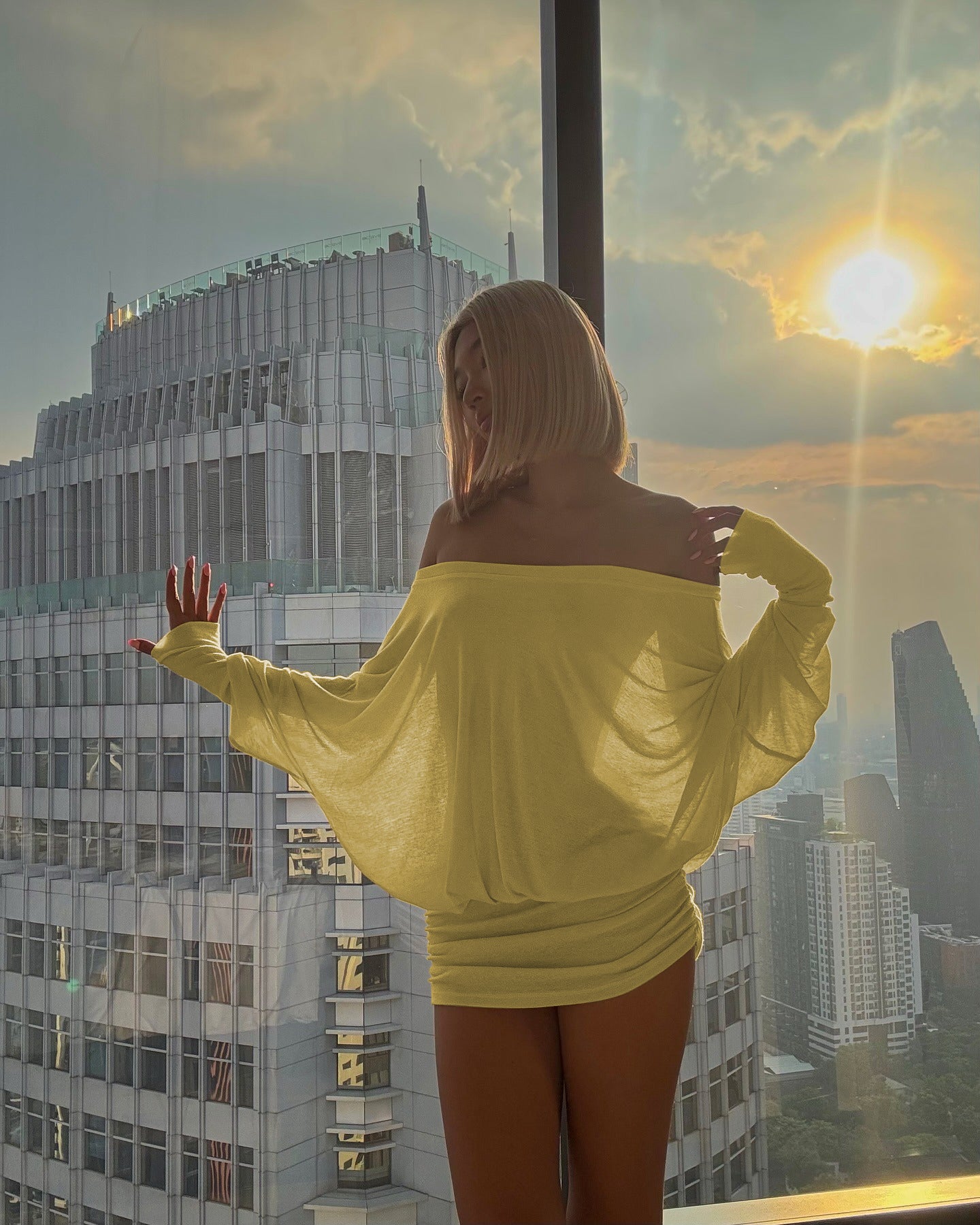 Women's Solid Off The Shoulder Sheer Ruched Dress