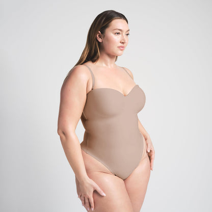 UNDERWIRE THONG BODYSUIT