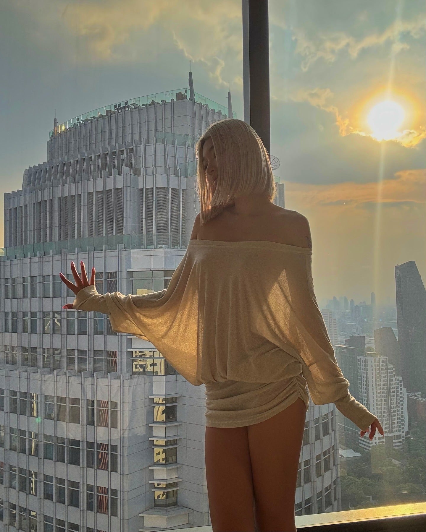 Women's Solid Off The Shoulder Sheer Ruched Dress