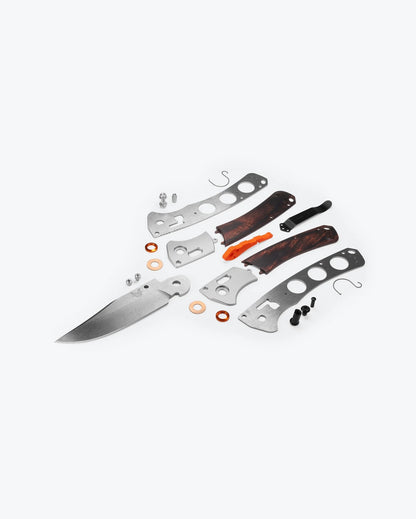 BM 15080-2 Crooked River Clip-Point — Power, Precision & Modern Outdoor Elegance